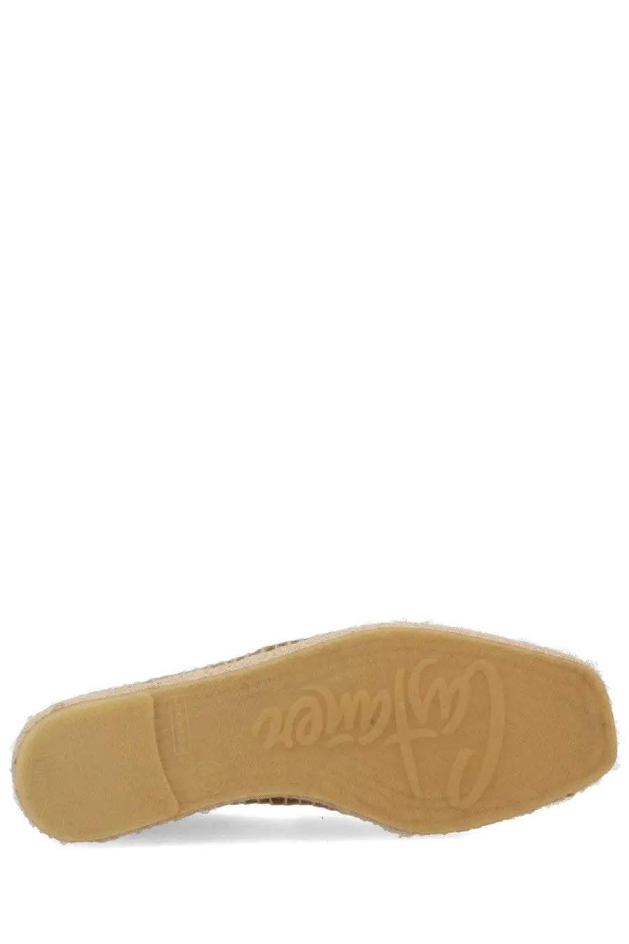 Tan rubber sole with embossed mare logo on the back of castañer men’s espadrilla porto beige shoe