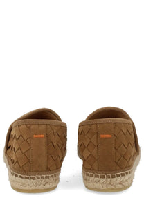 Tan woven espadrille slip-on shoe with braided jute sole and suede upper from Castañer men’s Espadrilla Porto Beige collection