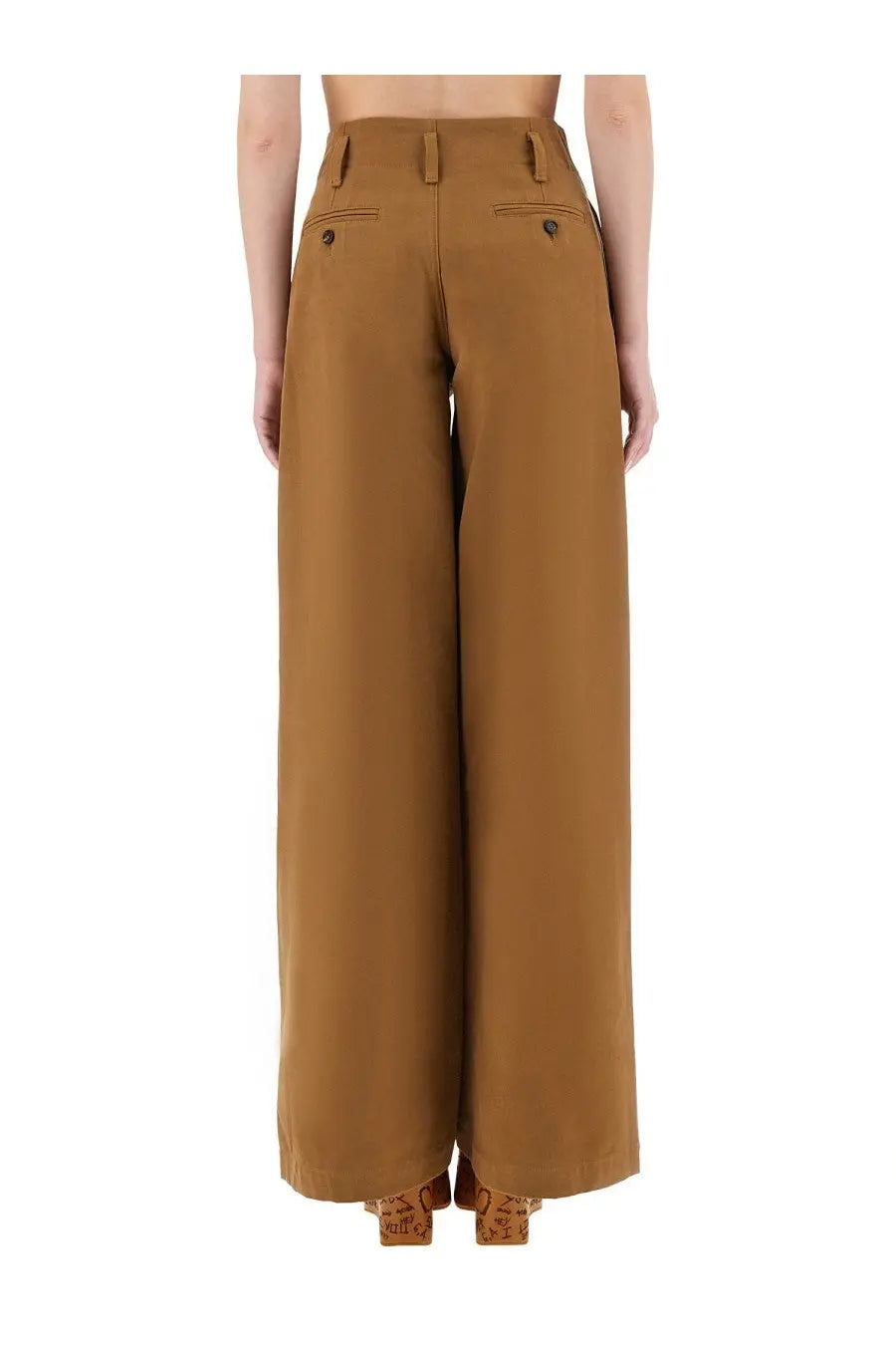 Chloé women’s brown wide leg pants with high waist front pockets and belt loops in soft fabric