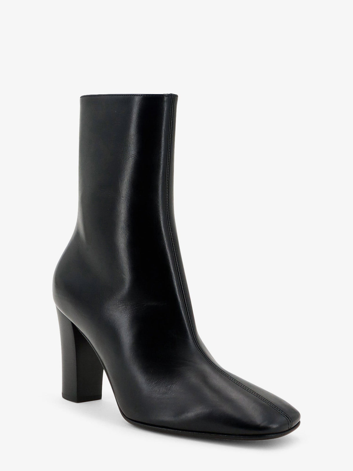 The Row Women's Cindy Leather Boots Black