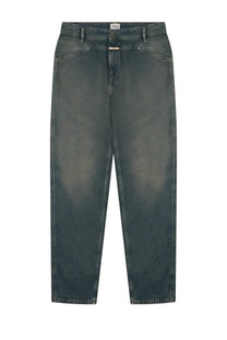 Closed men’s jeans in denim blue made from dark wash denim with a relaxed fit and subtle fading