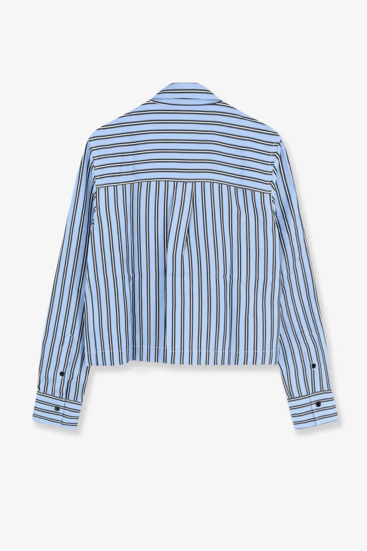 Closed women’s classic cropped shirt in light blue and black vertical stripes with long sleeves and a collar
