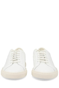 Common Projects men’s sneaker Achilles white leather low-top with matching laces and minimalist design