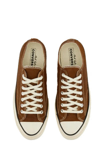 Converse unisex chuck ox sneaker brown with white laces and classic rubber toe cap in canvas material
