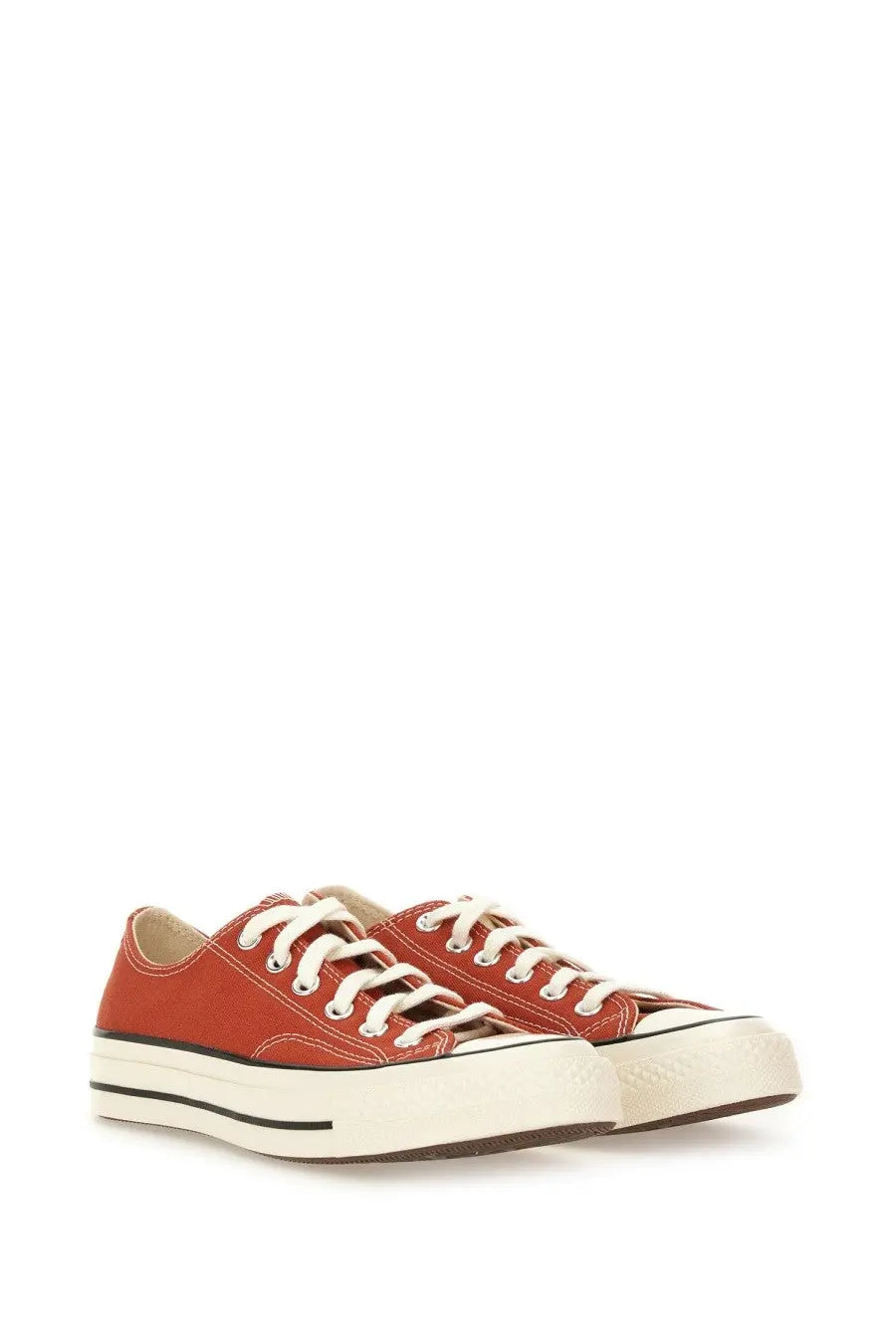 Converse unisex chuck ox sneaker in red canvas with white laces and cream rubber sole