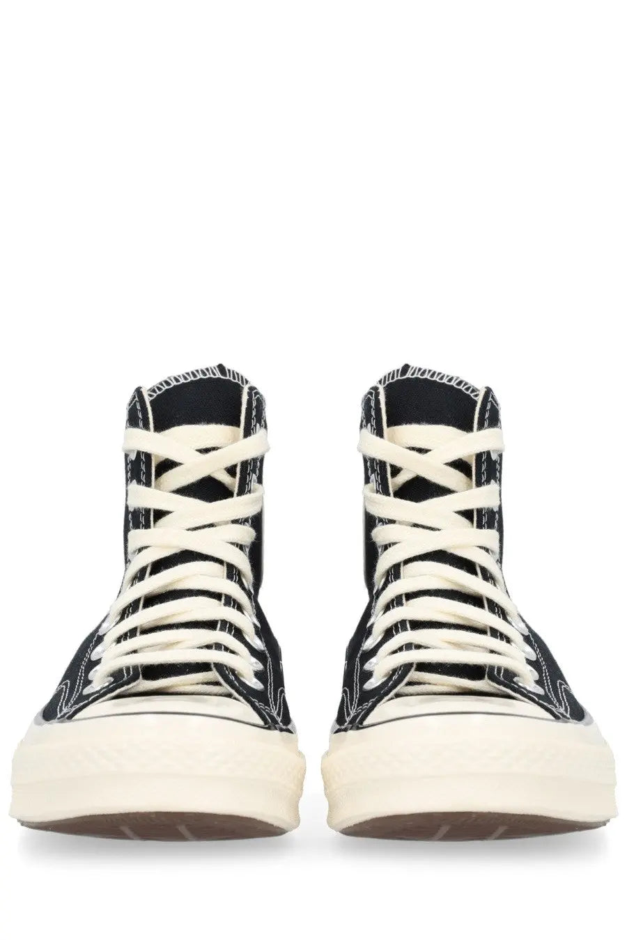 Converse unisex chuck vintage sneaker black high-top canvas with cream laces and soles in classic design