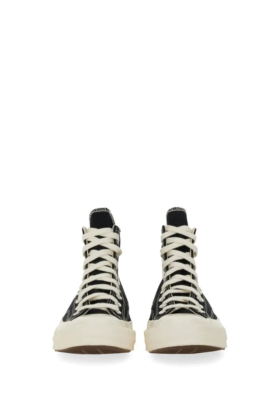 Converse unisex sneaker black high-top sneakers with white laces and cream rubber sole for casual wear