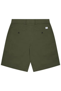 Department five men’s olive green cargo shorts back view with buttoned pockets and white brand tag on right hip