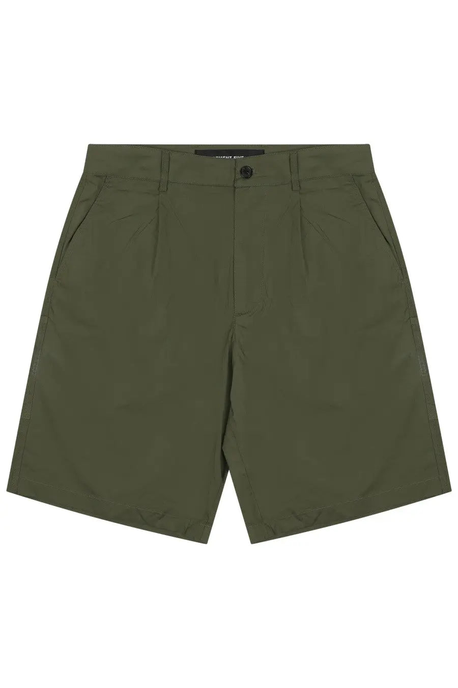 Olive green pleated department five men’s shorts with button closure and side pockets for casual wear