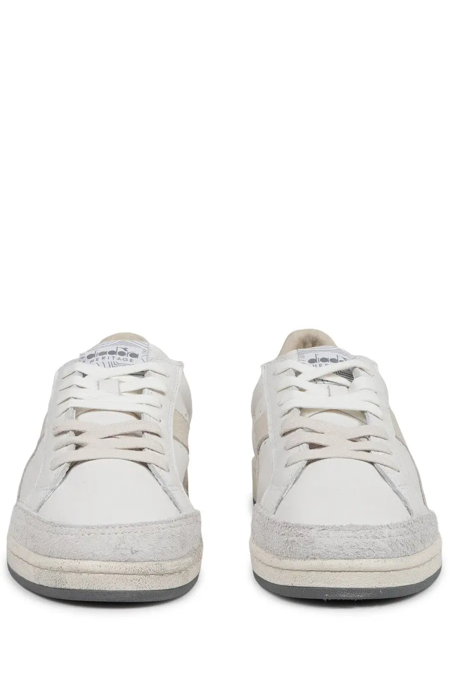 Diadora men’s white leather low-top sneakers with distressed finish and gray rubber soles titled prestige used white