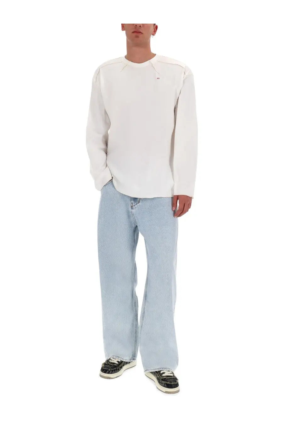 Diesel men’s white cotton sweatshirt with long sleeves, subtle shoulder padding, and small chest logo