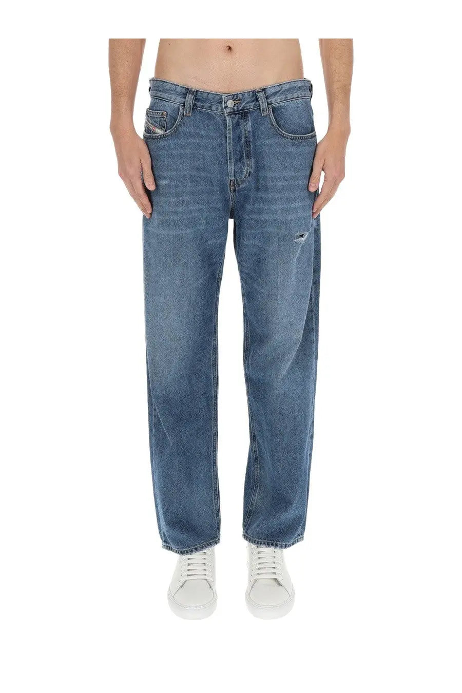 Diesel men’s Macs jeans blue medium-wash denim straight-leg with subtle distressing on the right thigh