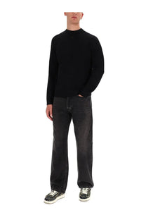 Diesel men’s valiam jersey black long-sleeved crewneck sweater with subtle chest logo in soft jersey material