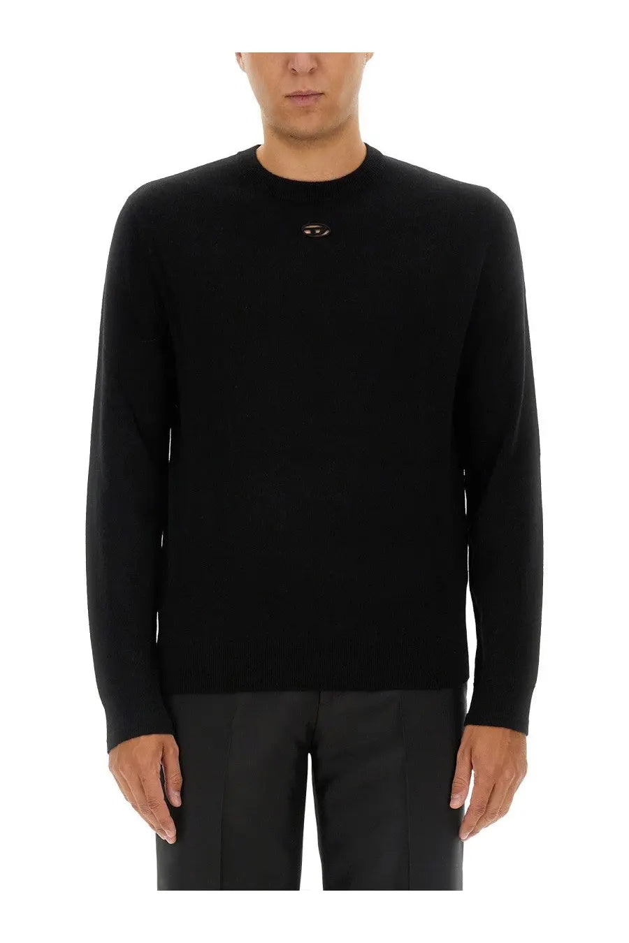 Black Diesel men’s Vieri jersey crewneck sweater with subtle chest embroidery made from soft jersey fabric