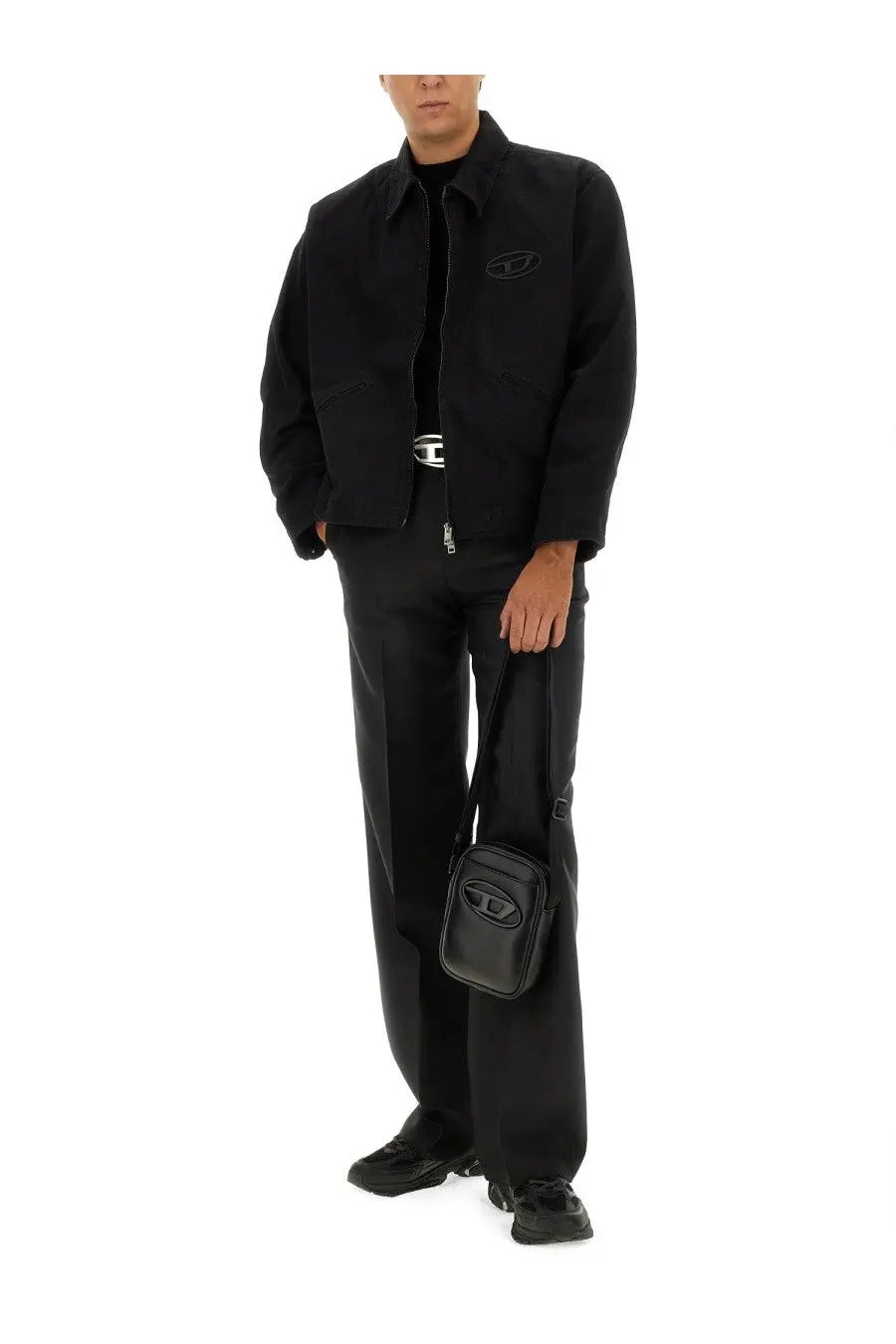 Diesel men’s vieri jersey black black leather crossbody bag with minimalist logo design for everyday use