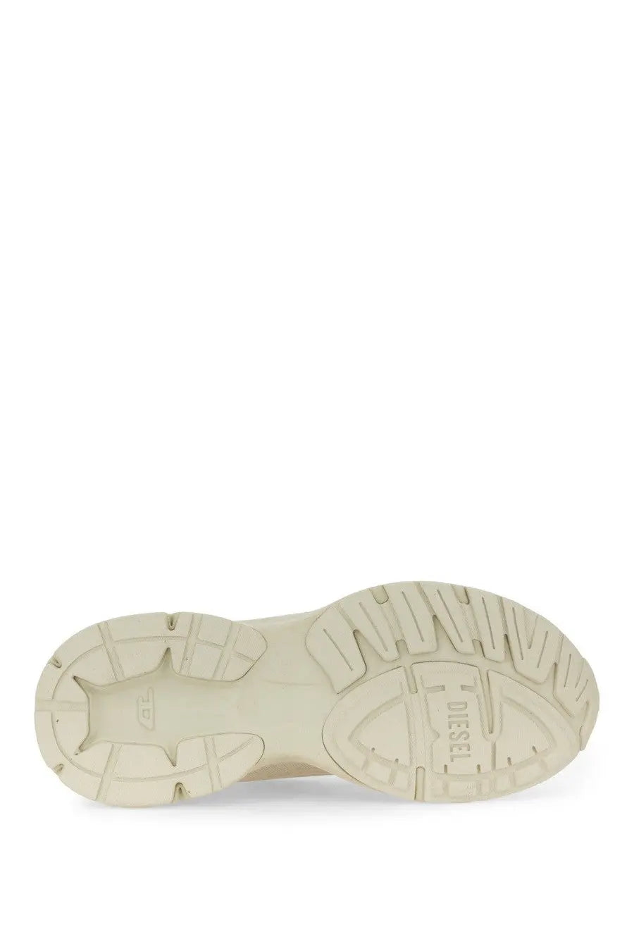 Back view of diesel women’s airspeed sneaker white with cream rubber sole and chunky textured tread pattern embossed heel