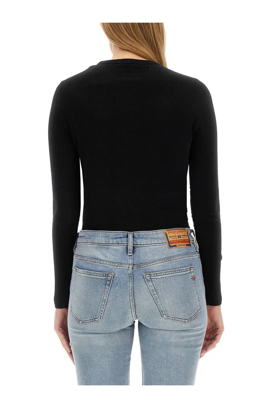 Diesel women’s Areesax black long-sleeved fitted top with ribbed neckline in soft fabric for casual wear