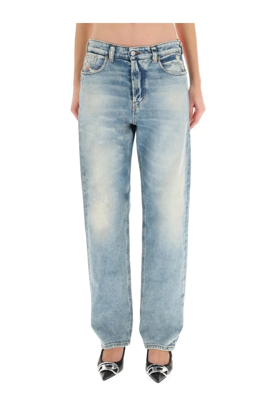 Light-wash denim diesel women’s ark jeans with a straight-leg cut and classic five-pocket design in blue