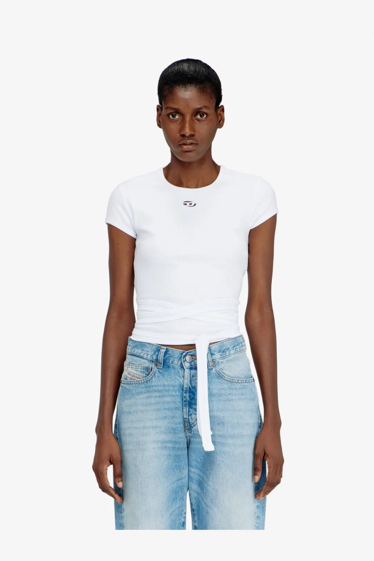 Diesel women’s white cotton short-sleeved crop top with subtle logo at neckline and tied waistband