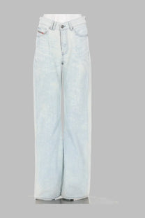 Diesel women’s jeans sent regular fit blue light-wash denim with wide-leg cut and classic five-pocket design