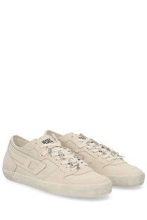 Diesel women’s Leroji low sneaker white cream suede with silver metal eyelets and classic low-top design