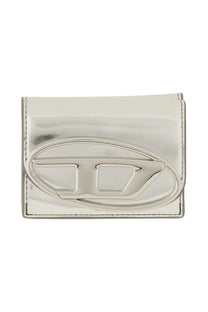 Silver metallic Diesel women’s portafoglio trifold wallet with a prominent embossed logo on the front