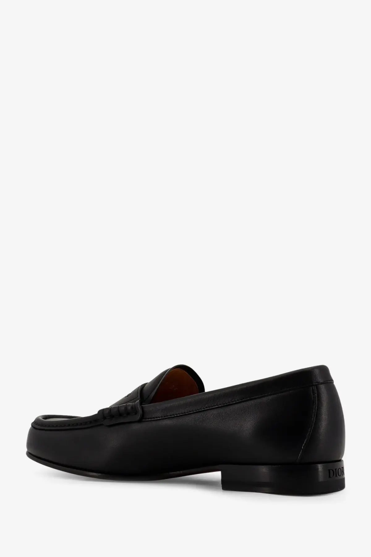 Dior men’s granvil black leather loafers with sleek minimalist design and subtle stitching details
