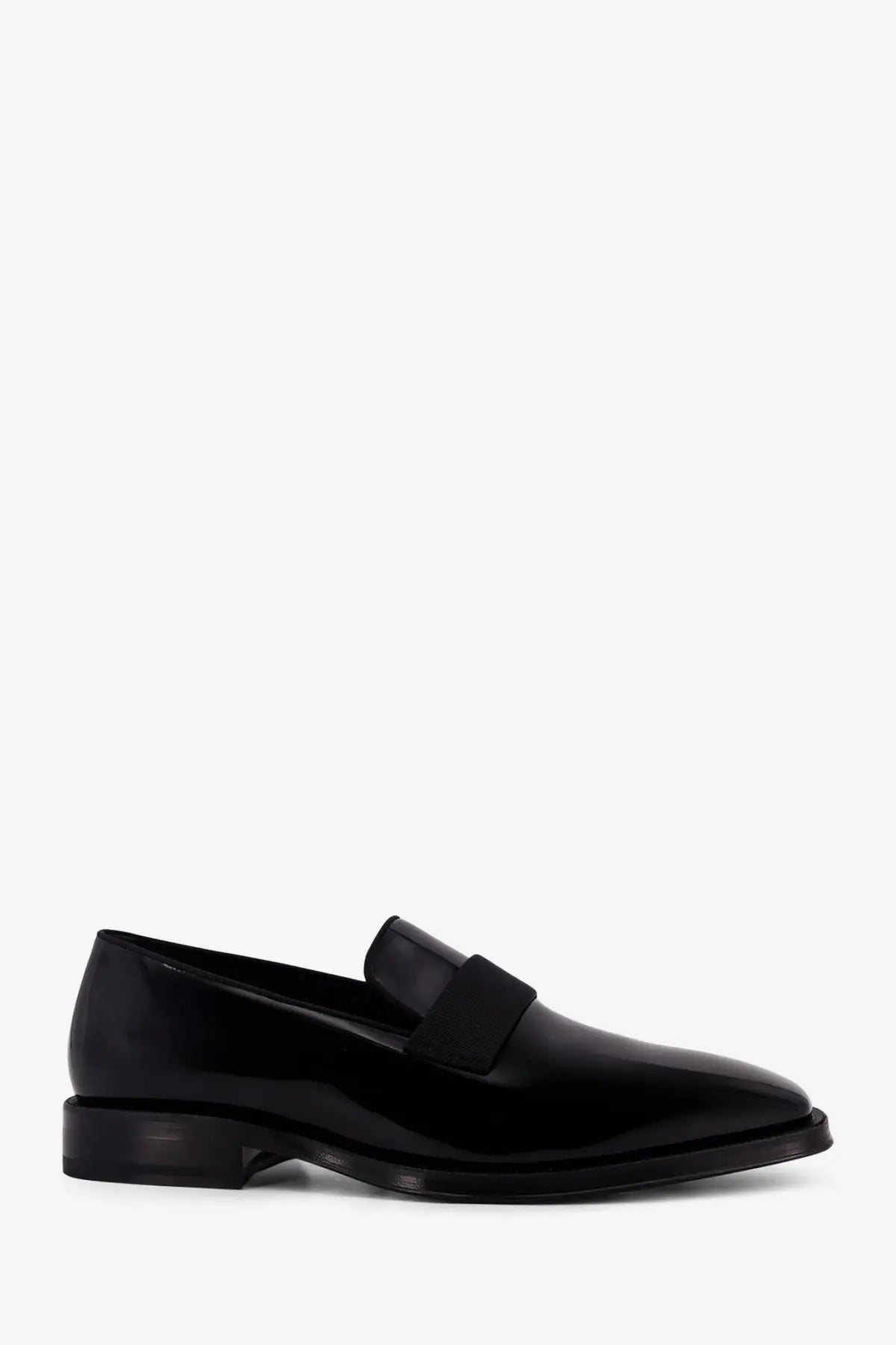 Dior men’s Palmarè black patent leather loafer with a sleek minimalist design and square toe
