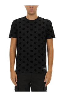 Black Dolce &amp; Gabbana men’s cotton t-shirt with embossed logo-print pattern in black cotton fabric