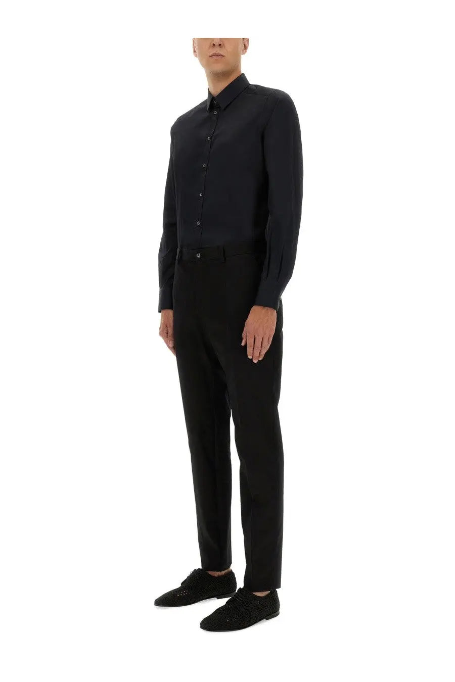 Dolce &amp; Gabbana men’s gold fit black long-sleeved cotton shirt with classic collar and tailored fit