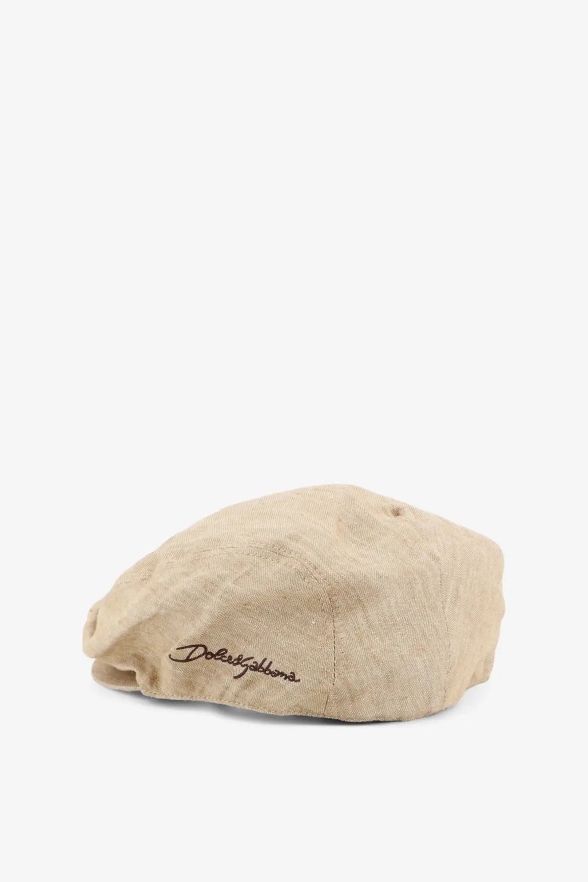 Beige linen men’s flat cap with embroidered dolce &amp; gabbana logo suitable for stylish casual wear