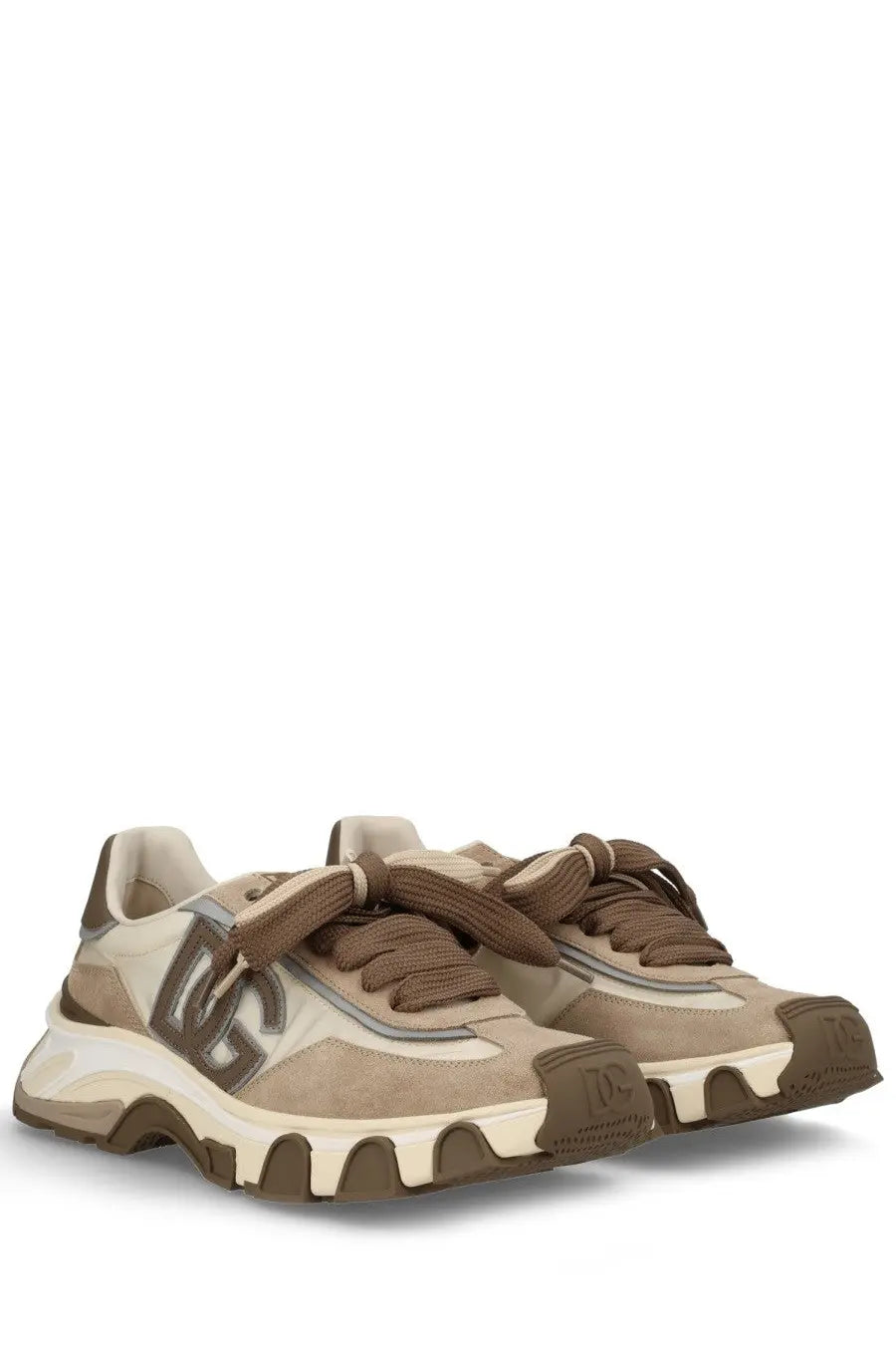 Dolce &amp; gabbana men’s sneaker dg country road beige with chunky sole suede mesh upper and prominent logo detailing
