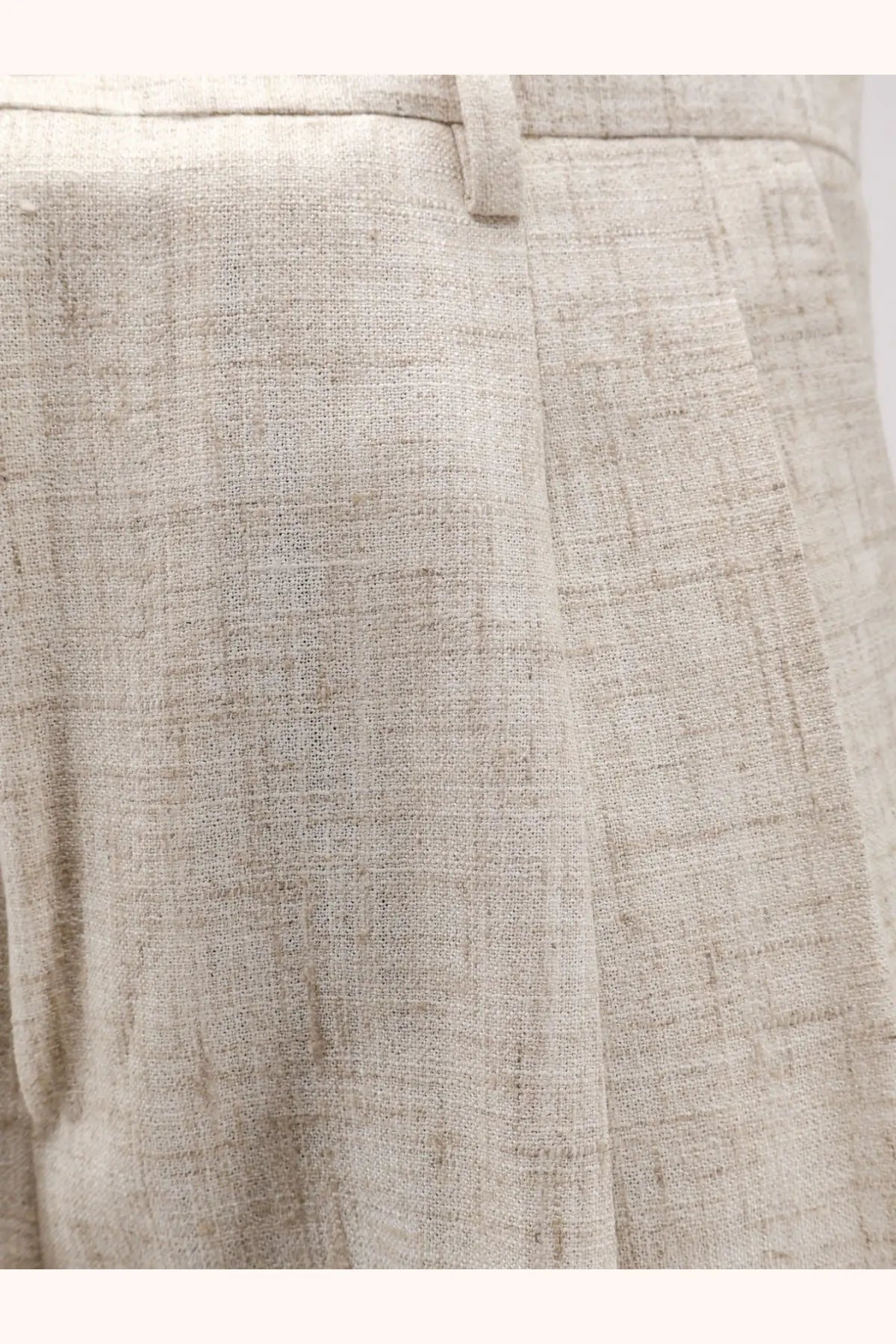 Beige dolce and gabbana men’s tailored linen and viscose blend trousers with subtle textured weave and clean stitching