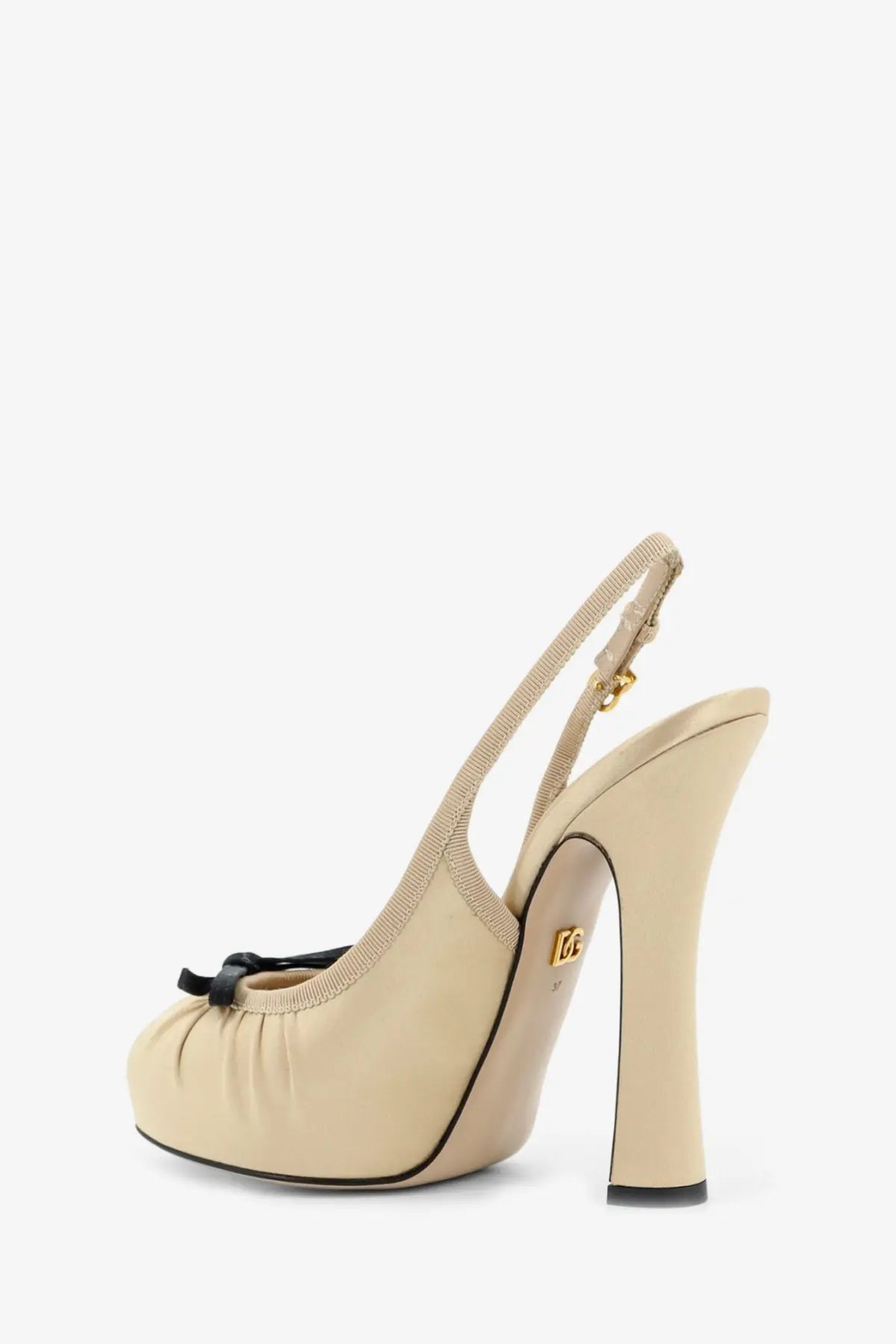 Beige dolce and gabbana satin slingback pump with black bow and gold-tone heel detail womens écolleté white