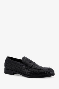 Black woven leather loafer with a smooth strap across the toe from Doucal’s men’s Adler leather loafers black collection