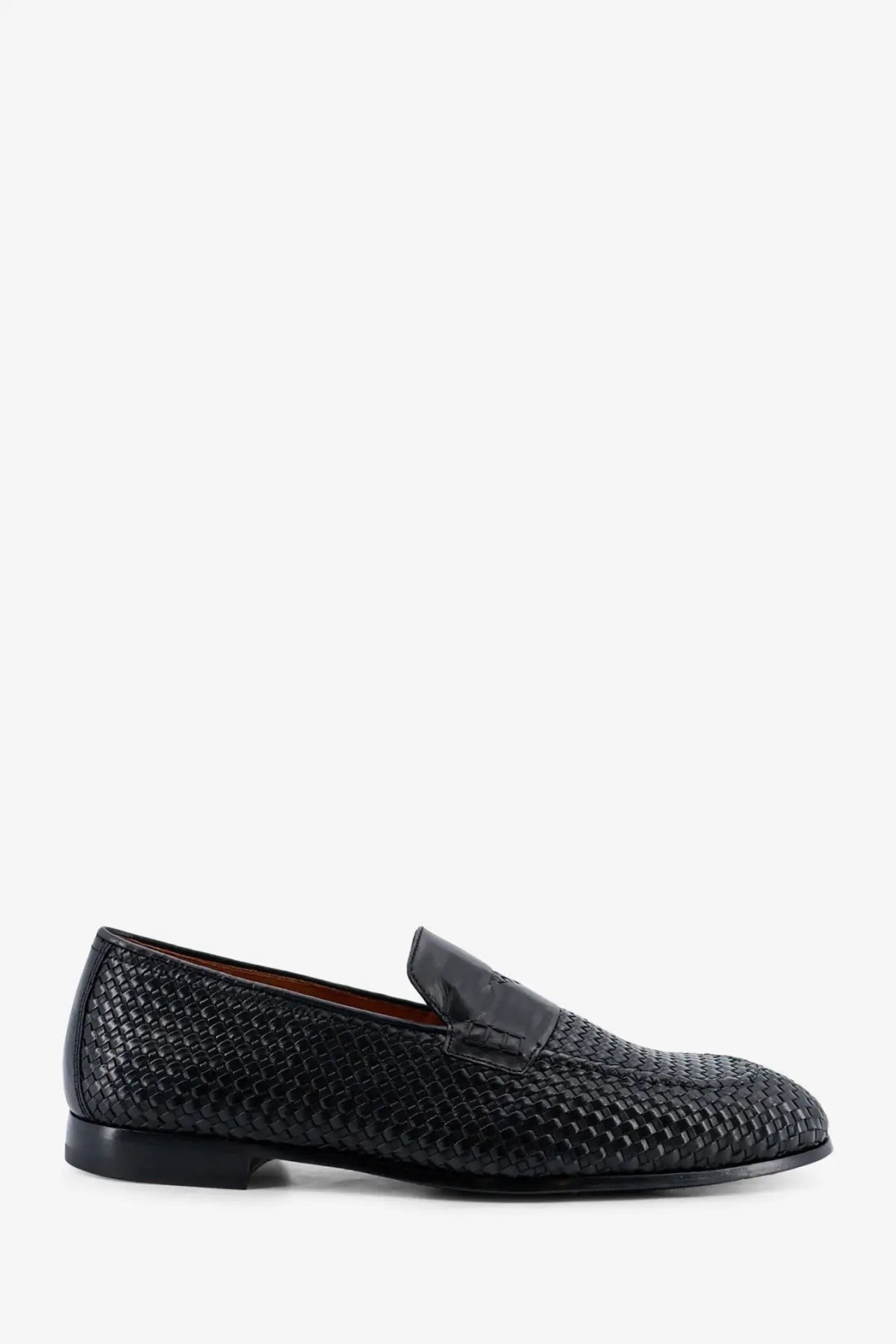 Doucal’s men’s braidy leather loafers in black featuring woven leather with a smooth leather tab detail
