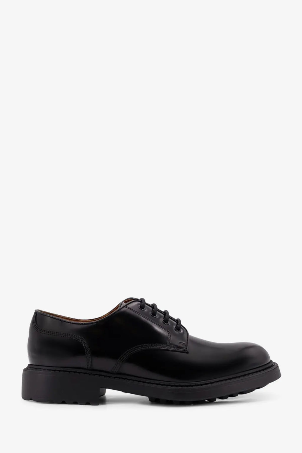 Black leather derby shoe by doucal’s with glossy finish and chunky rubber sole for men