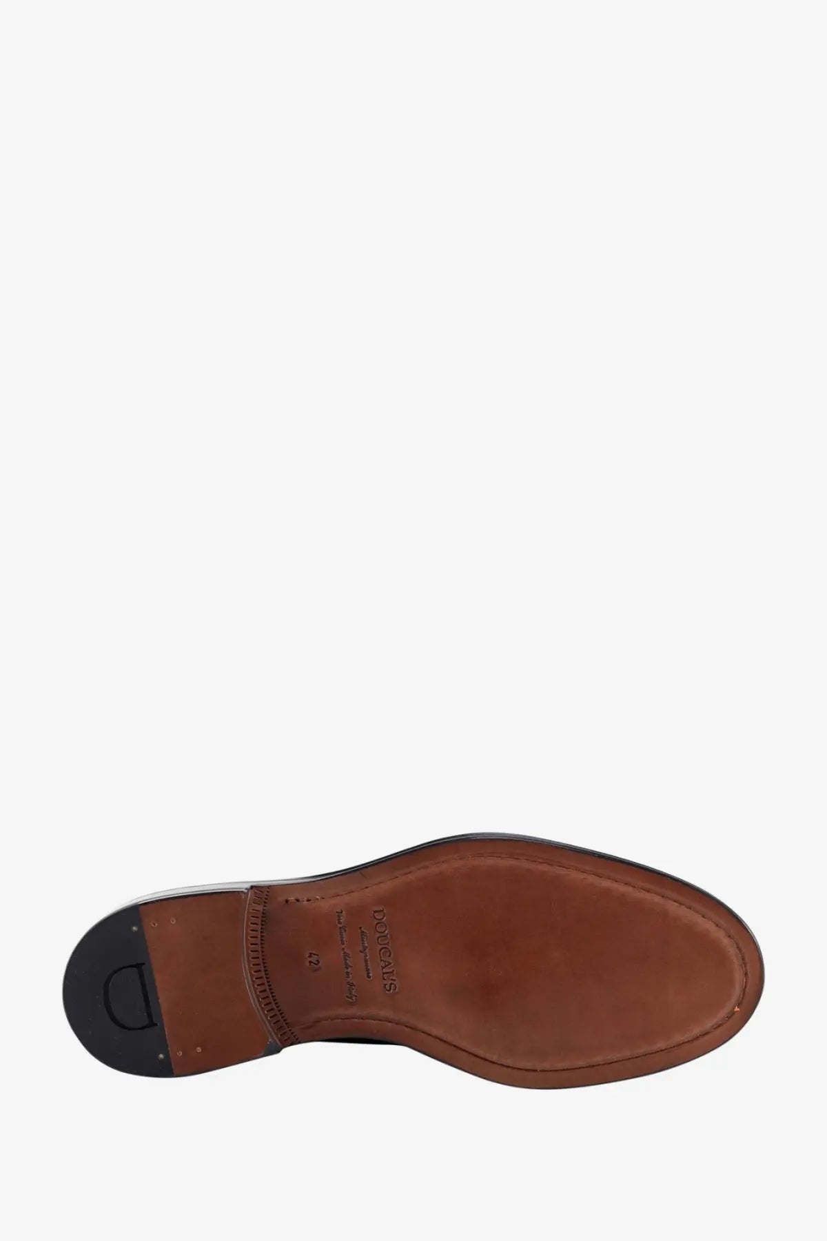 Brown leather sole of doucals men’s leather lace black shoe with black rubber heel and stitched edges shown from back side