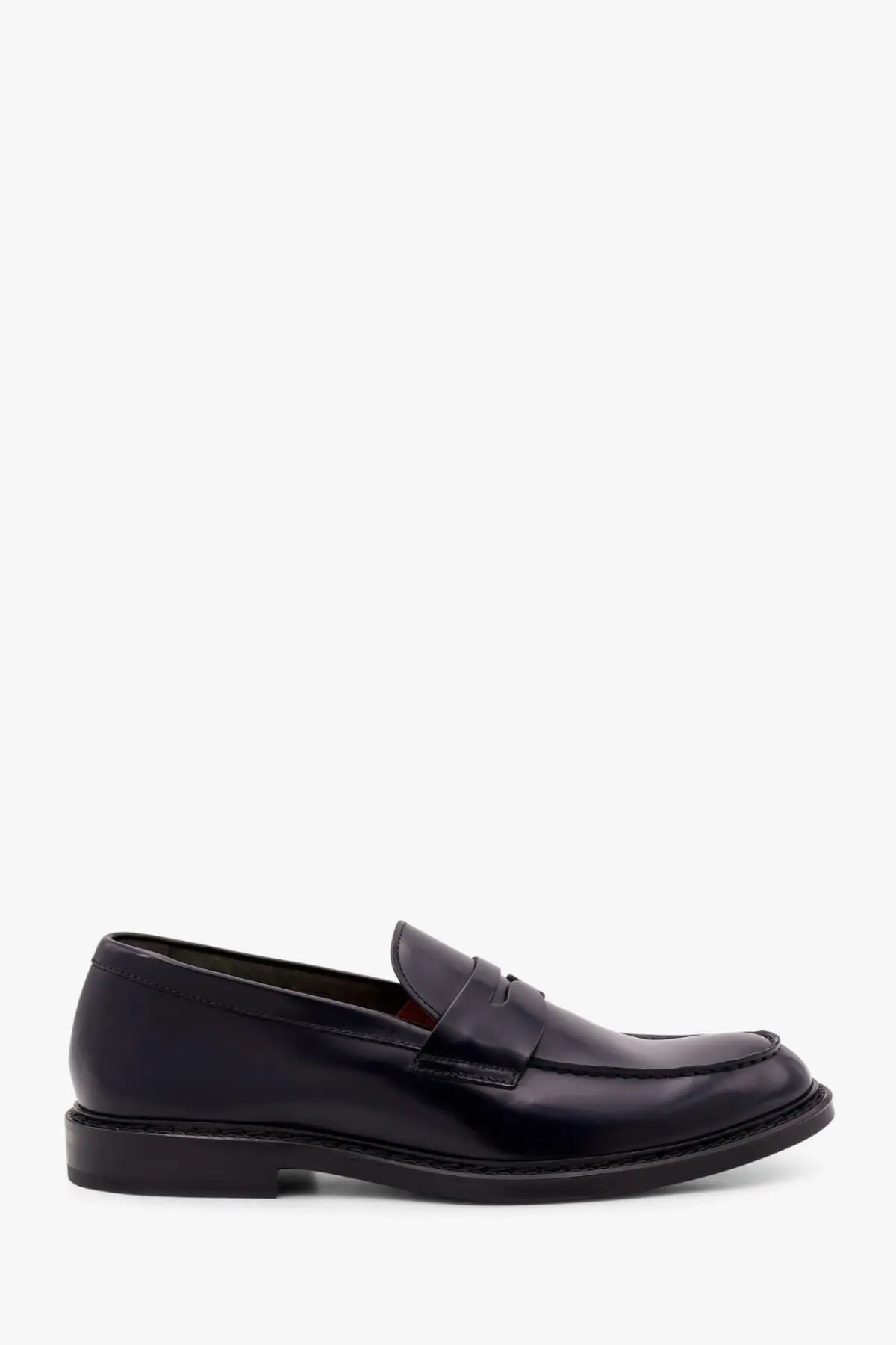 Doucal’s men’s black leather penny loafers with polished finish and classic slip-on design