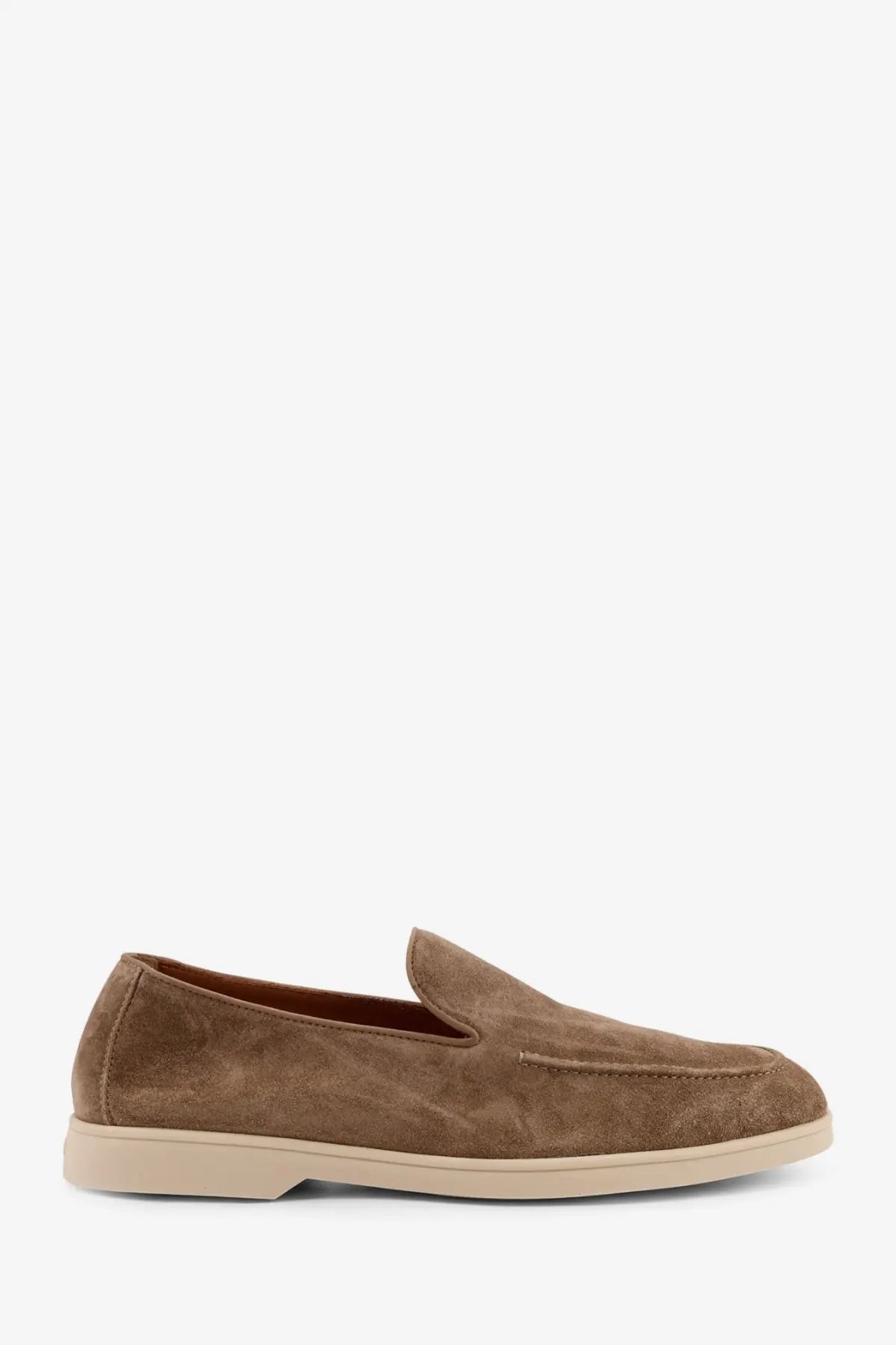 Doucal’s men’s reverse brown suede slip-on loafers with light beige rubber sole in sesamo color
