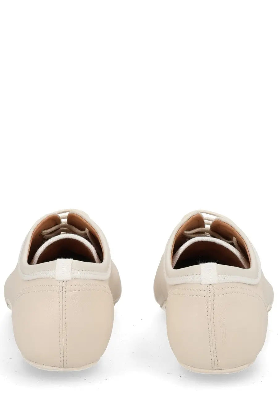 Beige leather lace-up shoes with minimalist design and white laces from dries van noten women’s sneaker ballerina in pelle white