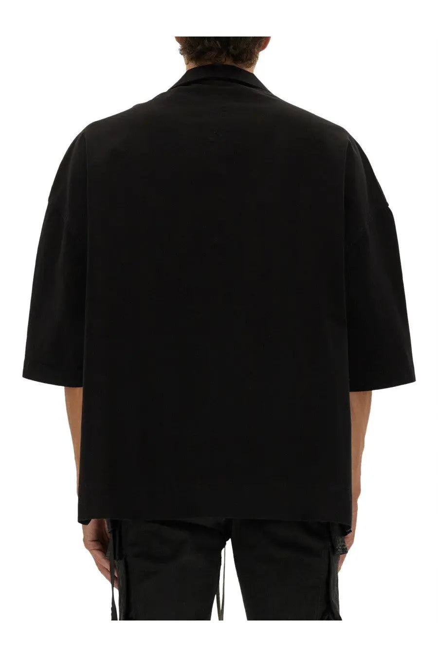 Drkshdw men’s magnum tommy shirt black short-sleeved relaxed fit with subtle side slits front view