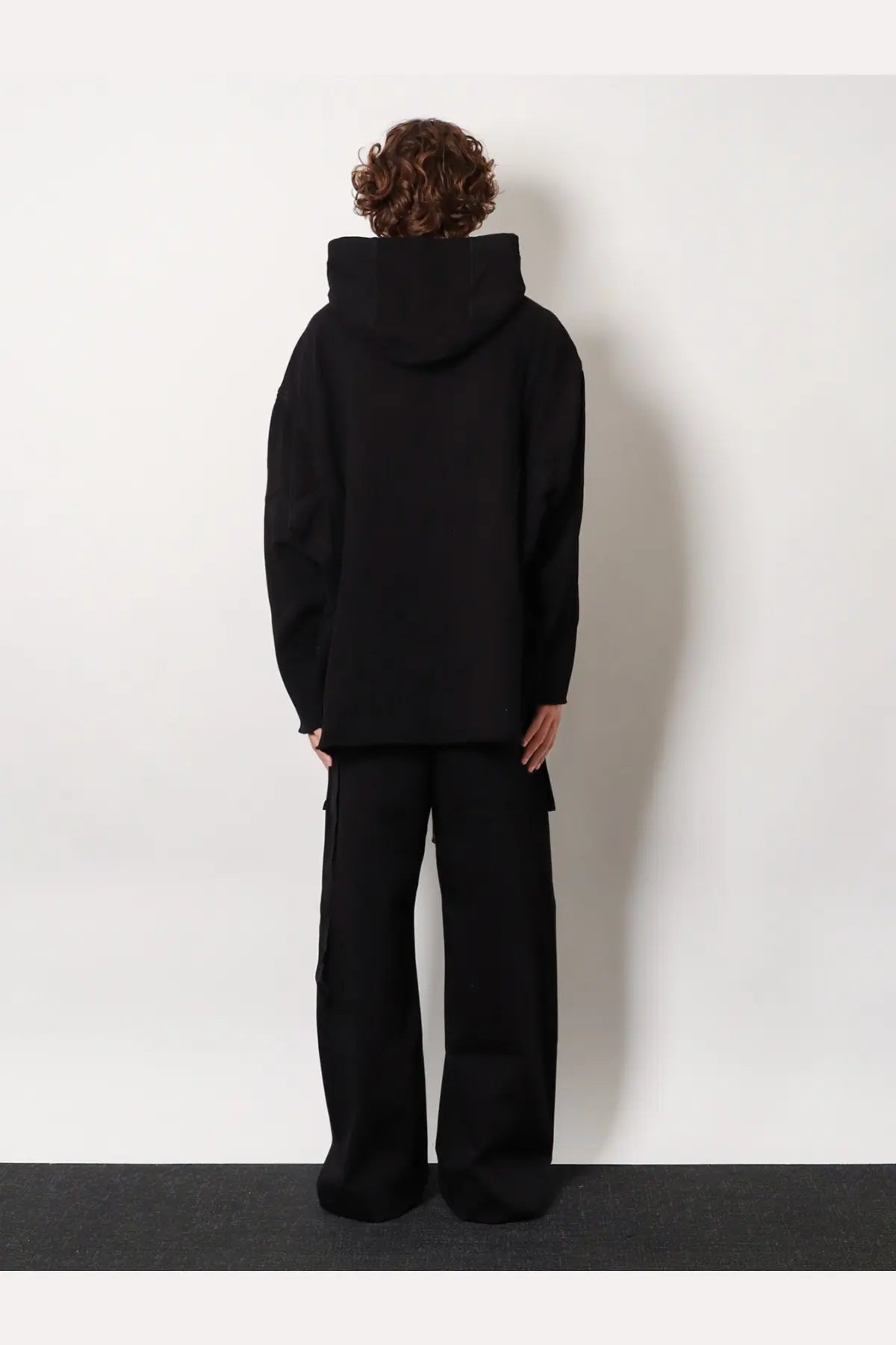 Drkshdw men’s peter cotton sweatshirt black with a relaxed oversized fit and subtle seam detailing