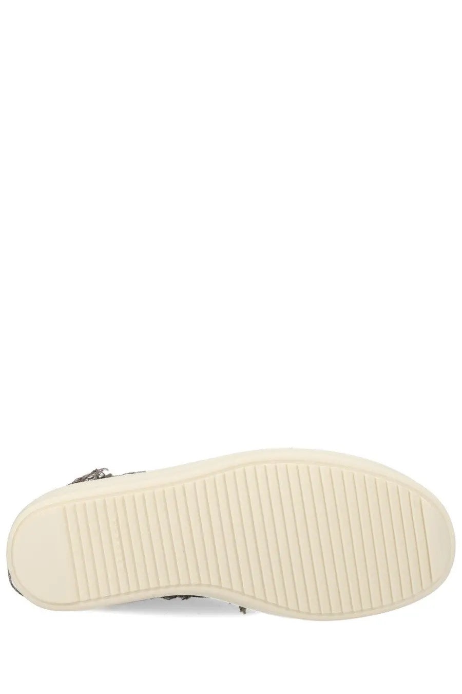 White rubber sole with textured ribbed pattern of drkshdw men’s sneaker alta in denim brown