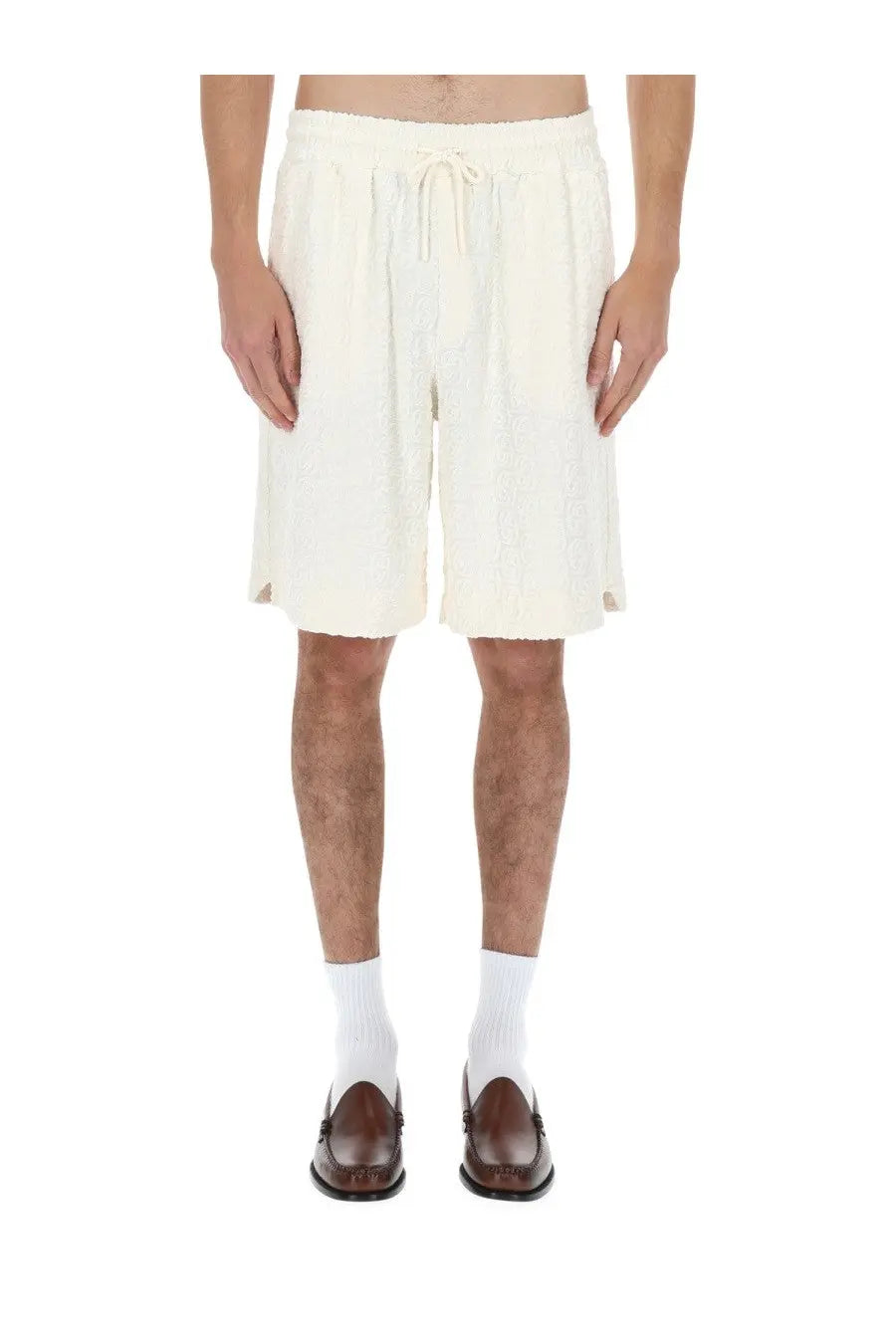 Drôle de Monsieur men’s cream cotton shorts with textured fabric drawstring waistband and side slits