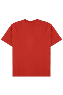 Red short-sleeved cotton t-shirt with simple crew neck design from drôle de monsieur men’s slogan shirt collection