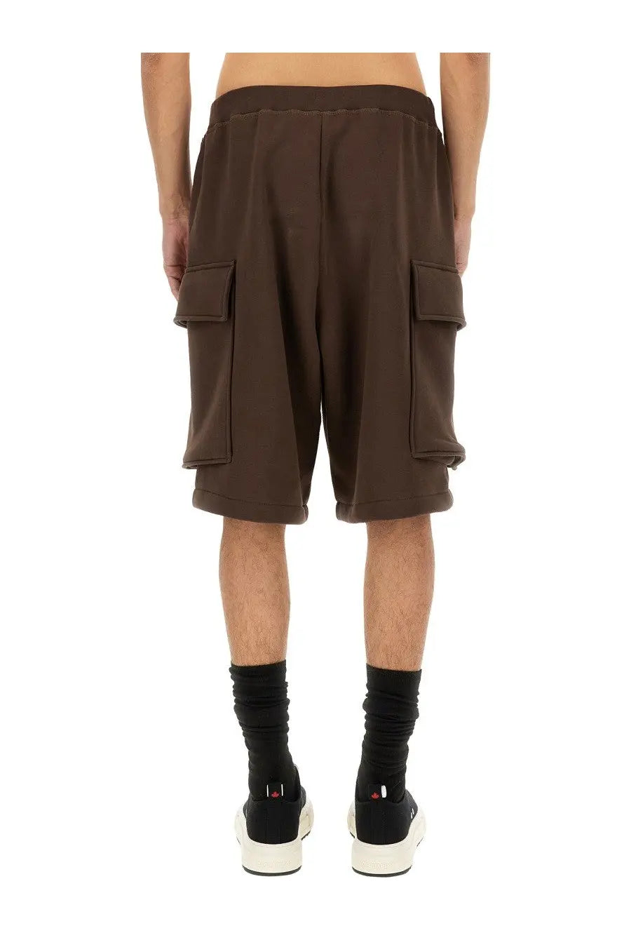 Dsquared2 men’s cargo bermuda shorts balloon brown with relaxed fit and two large side pockets for casual wear