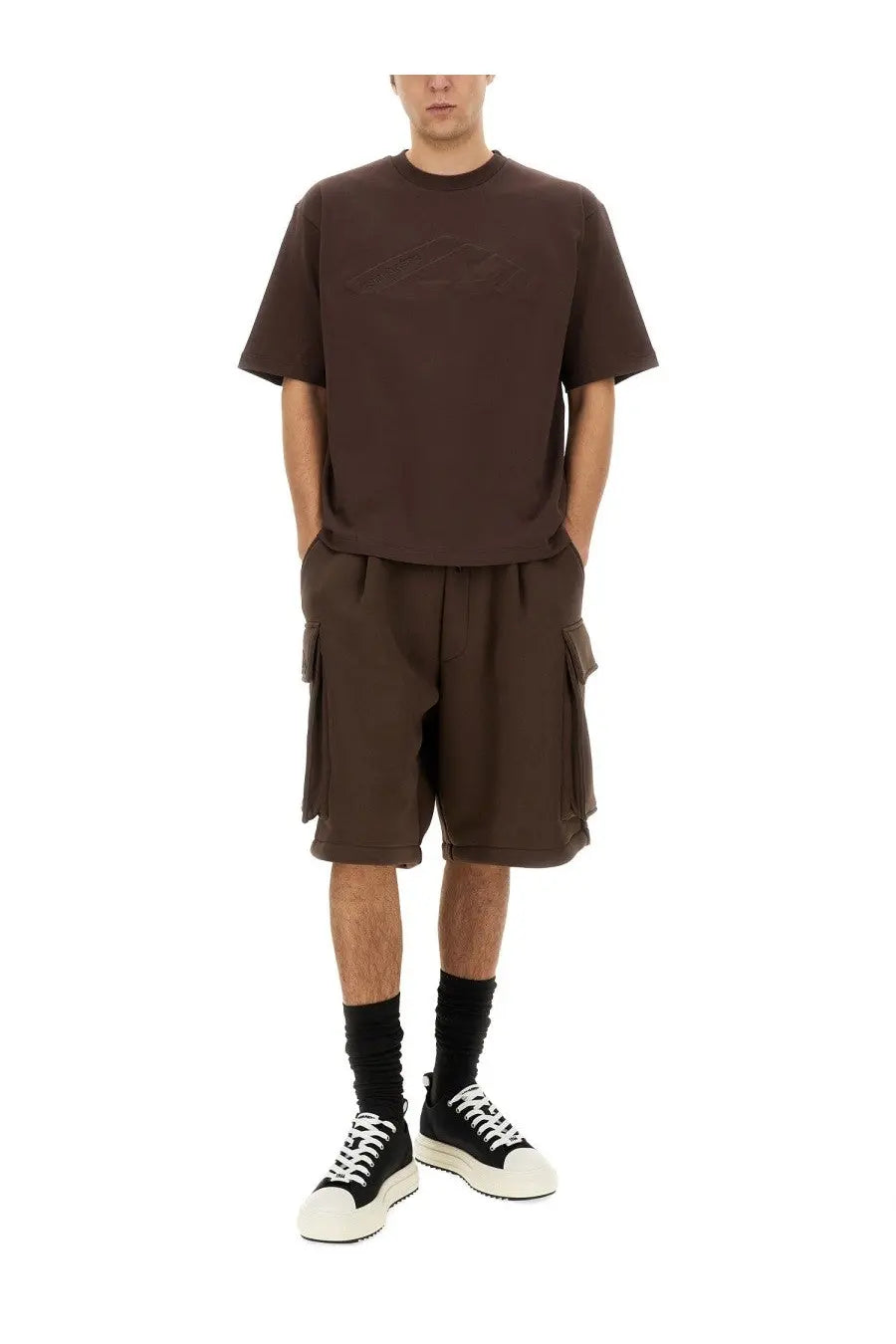 Dsquared2 men’s icon new generation brown short-sleeved t-shirt with subtle embroidered logo on the chest