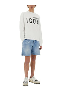 White dsquared2 men’s sweatshirt with long sleeves and black icon lettering on the front made from soft fabric