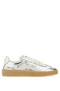 Dsquared2 men’s silver leather low-top sneaker with tan rubber sole and white laces